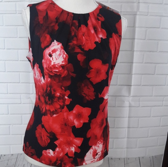 Calvin Klein Tops - NWT Classy Calvin Klein sleeveless top